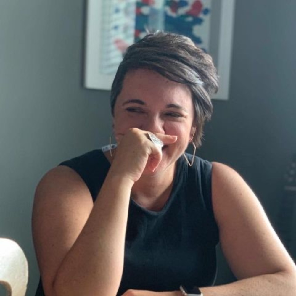 Meet your Posher, Carolina